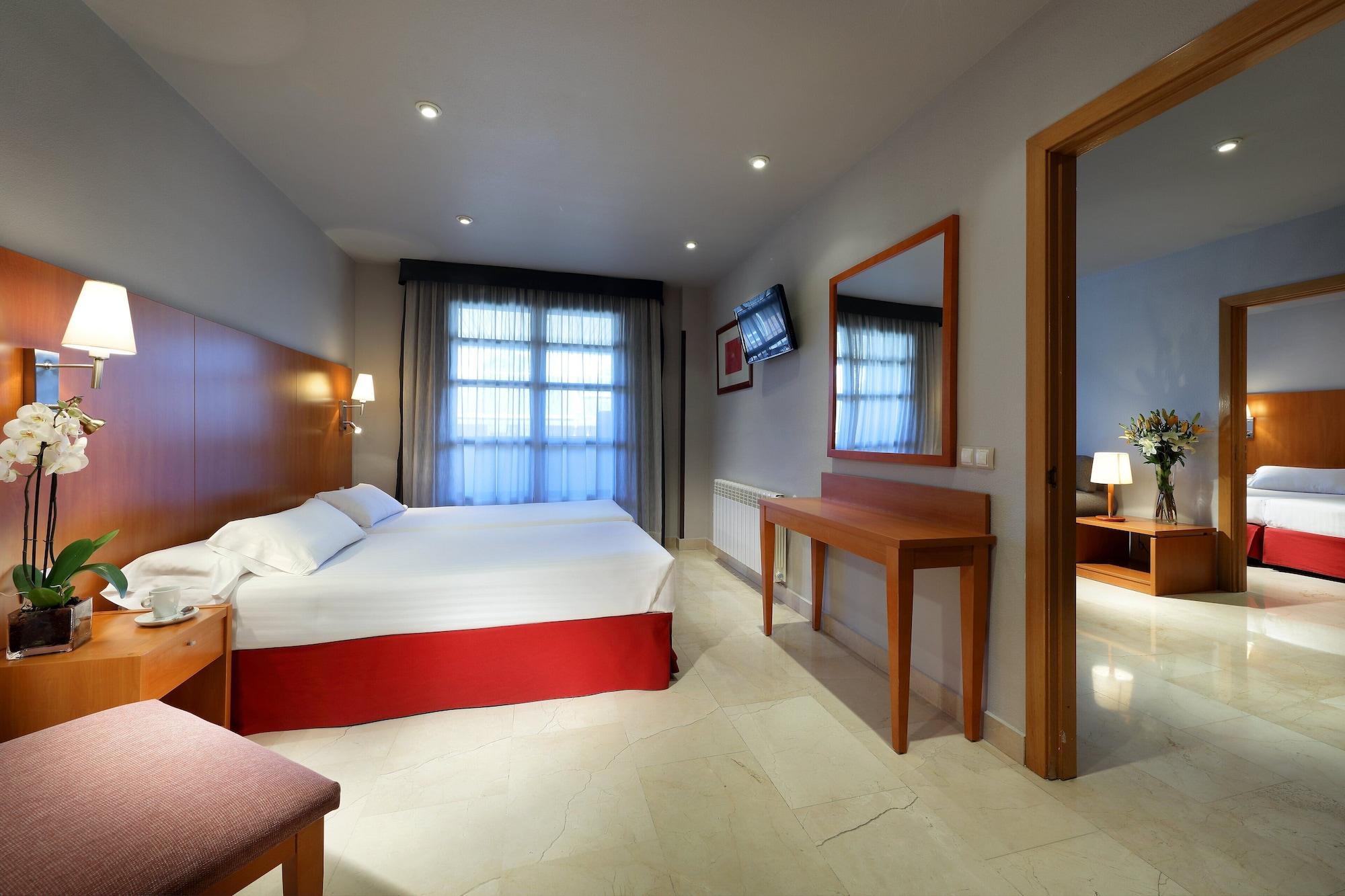 Exe Gran Hotel Almenar Las Rozas de Madrid Exterior foto