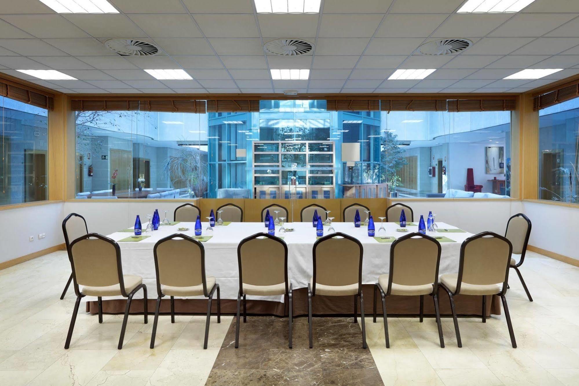 Exe Gran Hotel Almenar Las Rozas de Madrid Exterior foto