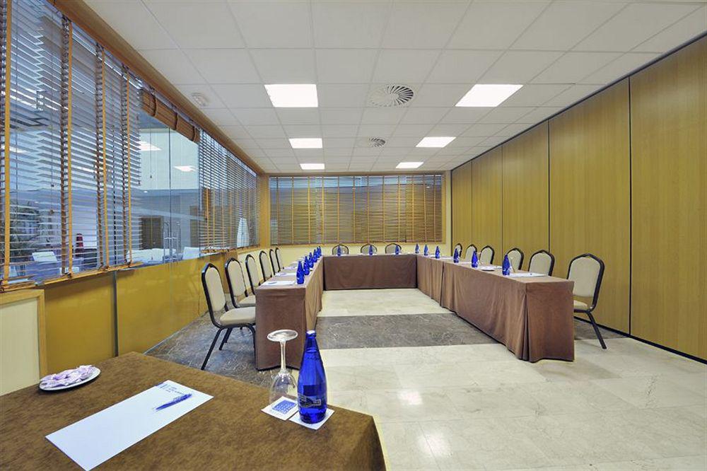 Exe Gran Hotel Almenar Las Rozas de Madrid Exterior foto